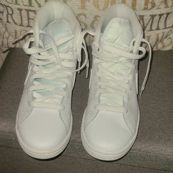 Nike Women's White High-Top Sneakers - Picture 3 of 7